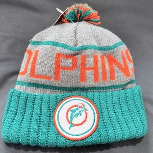 Exclusive Mitchell & Ness NFL Miami Dolphins Pom Beanie Team colors Gray Green